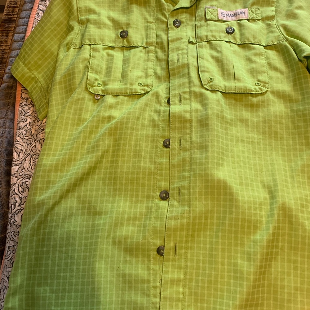 Used Magellan vent air shirt